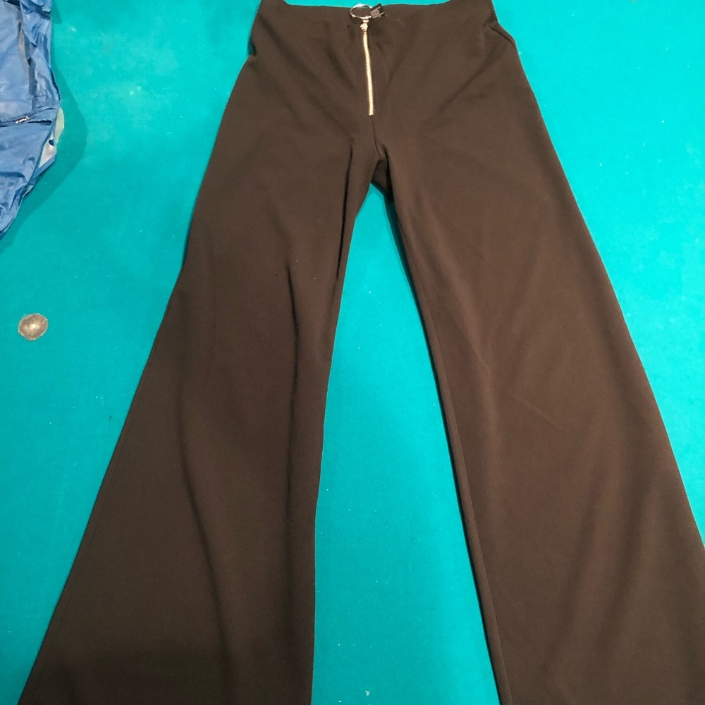 Wide leg pants